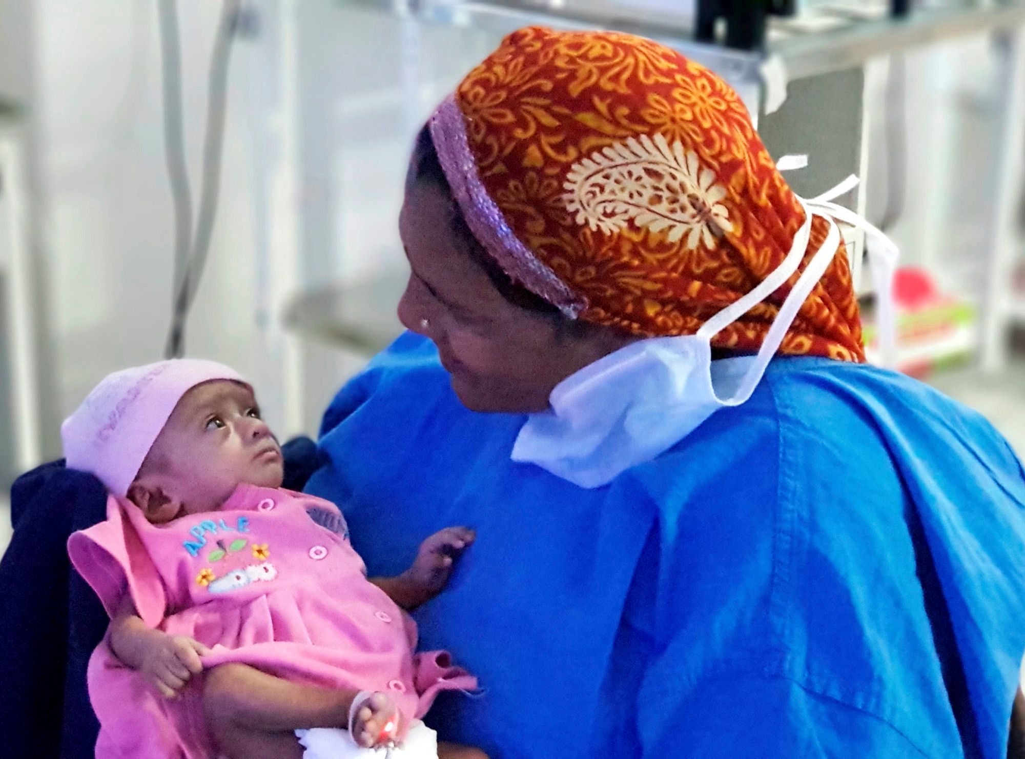Cuma Punya Peluang 0,5 Persen untuk Bertahan Hidup, Ini Video Kisah Mengharukan dari Bayi Prematur Terkecil di Dunia