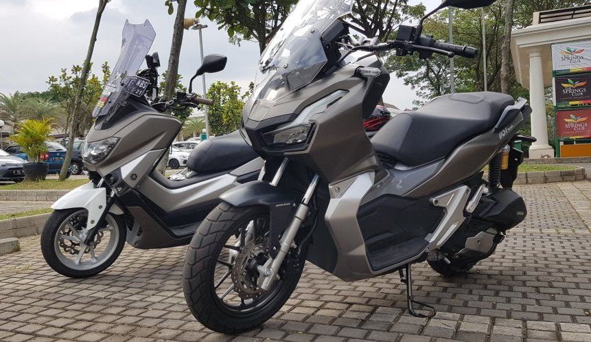 Nmax cheap atau adv