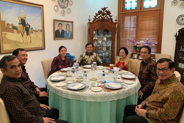 Momen makan siang Prabowo bersama Megawati Soekarnoputri