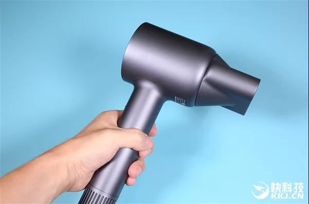 Zhibai three-layer hydrating hair dryer