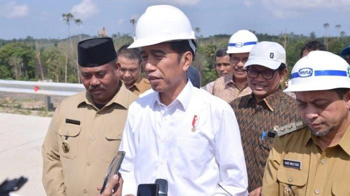 Presiden Joko Widodo atau Jokowi pada Selasa, (7/5/2019), mengunjungi Provinsi Kalimantan Timur.