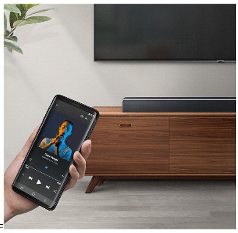 Soundbar Samsung Q90R koneksi ke smartphone