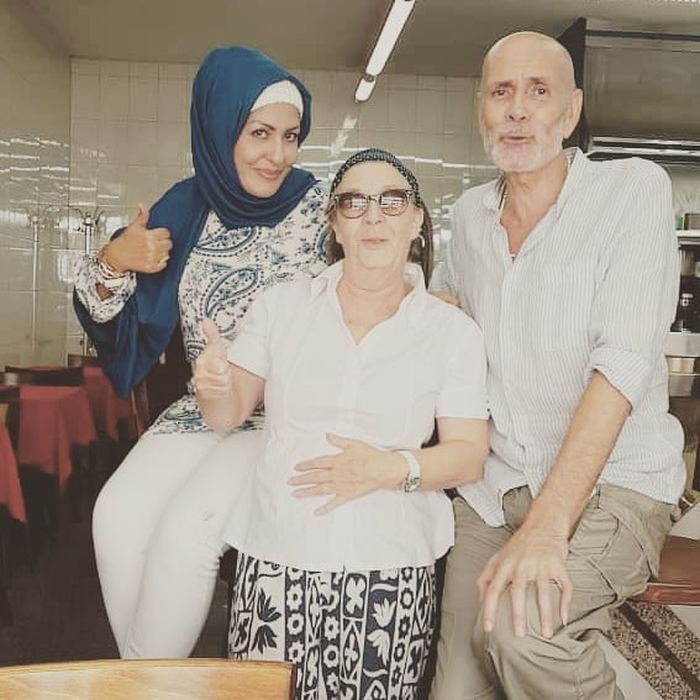 Kedekatan Shechah Sagran dengan keluarga sang suami di Portugal