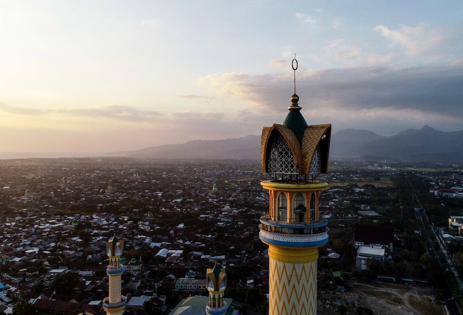 Lanskap Masjid Hubbul Wathan atau Islamic Center Lombok, Mataram, NTB, Jumat (2/8/2019). Pulau ini dijuluki dengan pulau seribu masjid.