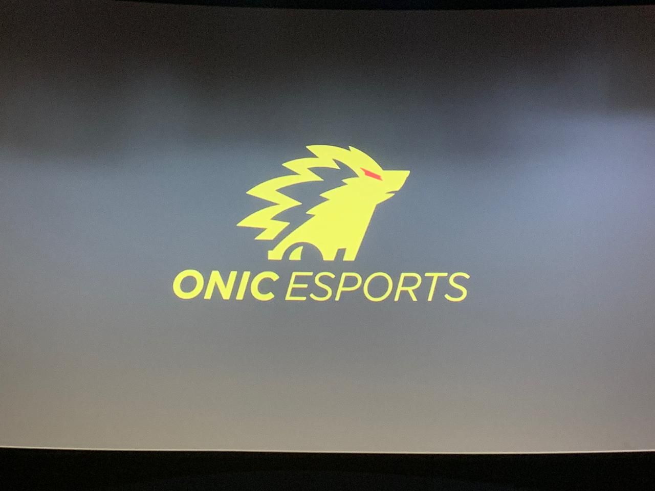 Logo baru ONIC eSports