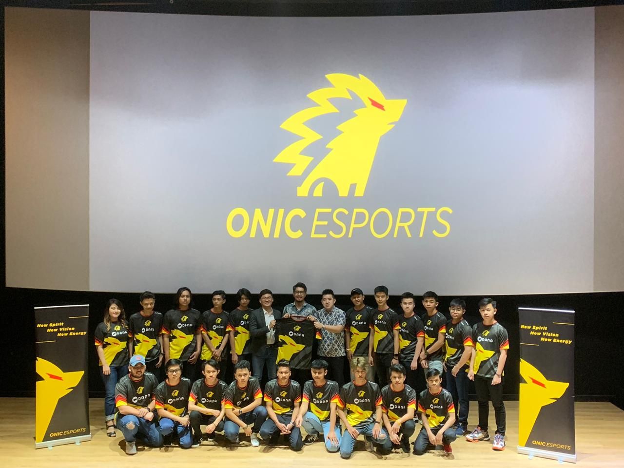 Squad ONIC eSports
