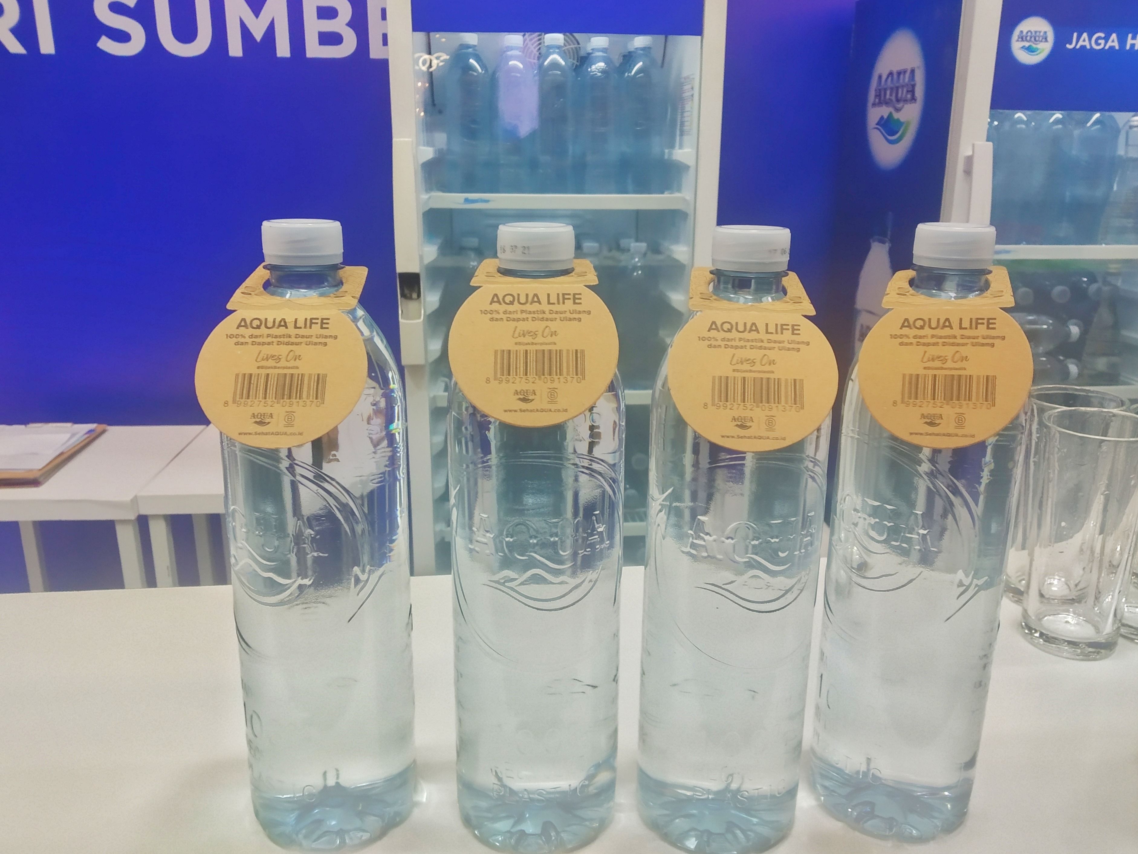 Danone-AQUA Perkenalkan Botol 100% Hasil Daur Ulang di Jakarta