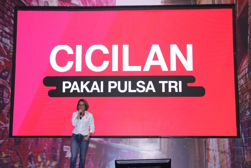 Chief Commercial Officer 3 Indonesia Dolly Susanto menjelaskan Cicilan Pulsa