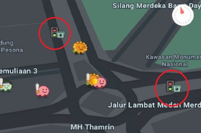 Gambar kamera E-TLE (tilang elektronik) di aplikasi Waze.