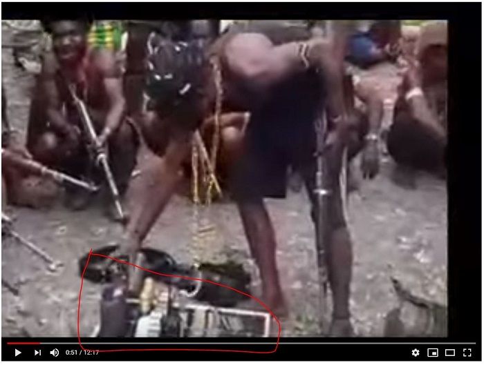 Bom yang diklaim diamankan dari pemukiman masyarakat Papua