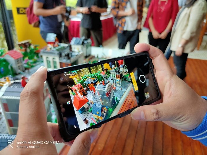 Hasil foto menggunakan 64MP milik Realme