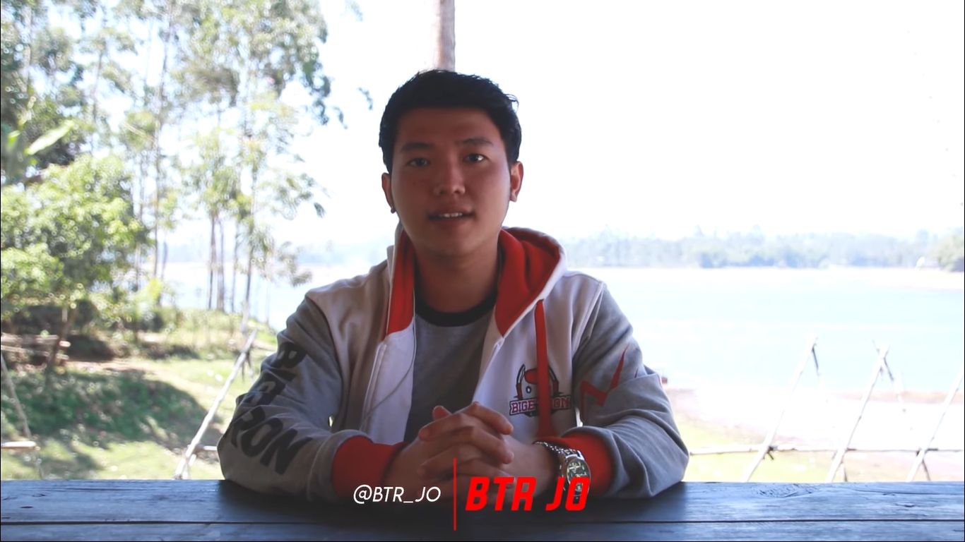 BTR Jo. Kapten divisi MLBB Bigetron untuk MPL Season 4.