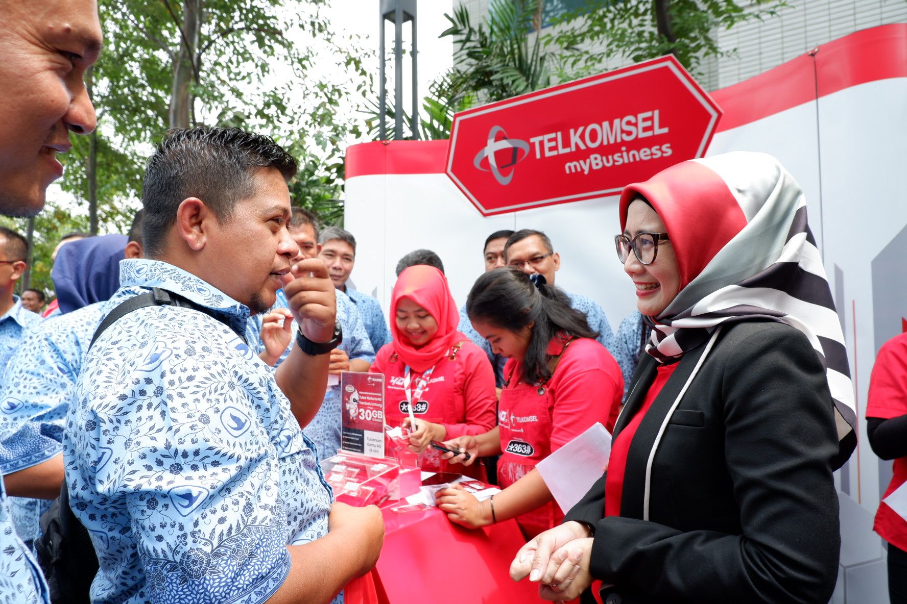 Direktur Utama Telkomsel Emma Sri Martini