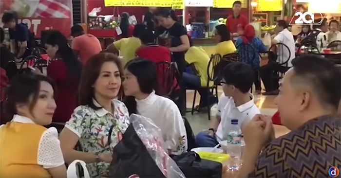 Ibu Felicia Tissue ketika hadir di acara pembukaan Sang Pisang