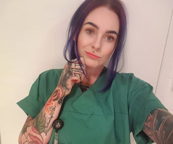 Dr. Sarah Gray, Dokter asal Australia yang tubuhnya dipenuhi tato