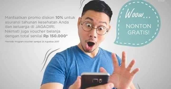 Iklan di Indonesia dengan model Rachata Teyparasit.