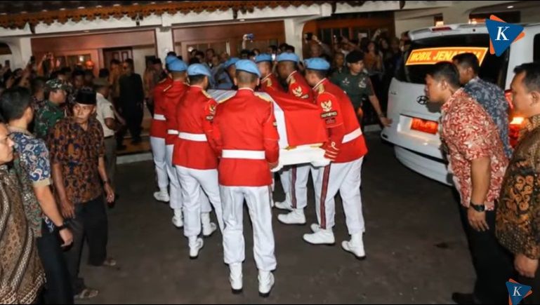 Suasana Rumah Duka BJ Habibie