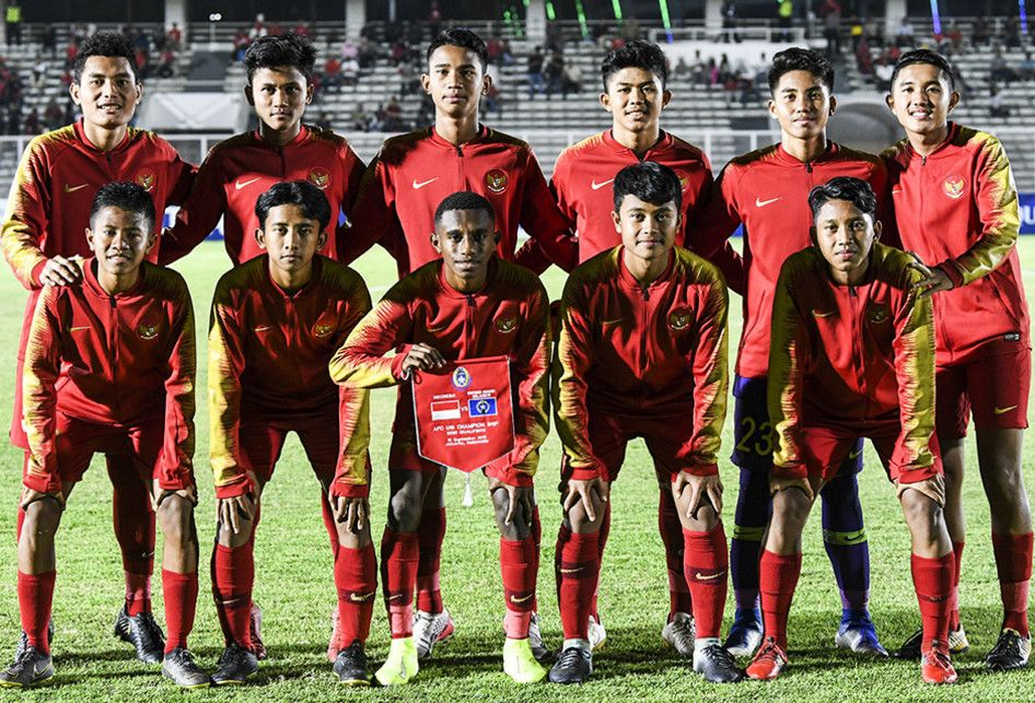 Pemain Timnas U-16 Indonesia berfoto bersama sebelum pertandingan melawan Timnas Kepulauan Mariana Utara U-16 pada laga kualifikasi Piala AFC U-16 2020 di Stadion Madya, Jakarta, Rabu (18/9/2019). Timnas U-16 Indonesia berhasil menang telak dengan skor 15-1 atas Mariana Utara.