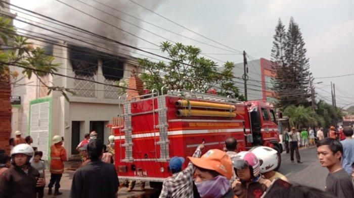 Rumah Umat Tombo Ati milik Opick terbakar akibat korsleting hingga alami kerugian materil Rp 300 juta