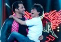 Sempat Berseteru, Salman dan Shah Rukh Khan Kompak Ucapkan Hari Raya dengan Video Unik!
