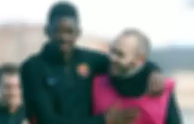 Ousmane Dembele dan Andres Iniesta