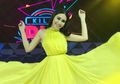 Pamer Kekompakan, Baju Lebaran Ayu Ting Ting Dinilai Kurang Sopan