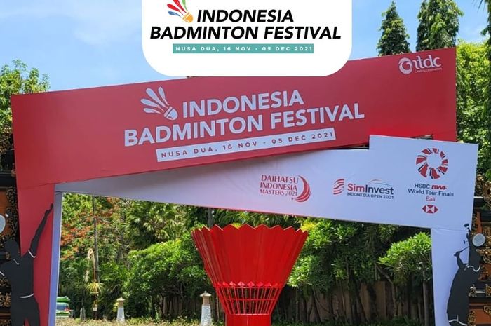 Indonesia Badminton Festival terdiri atas Indonesia Masters 2021, Indonesia Open 2021, dan BWF World Tour Finals 2021 akan berlangsung selama 16 November sampai 5 Desember 2021.