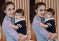 Terlihat 'Seksi', Gemasnya Anak Sandra Dewi Seperti Gunakan Lipstik