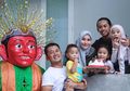 Begitu Dekat dengan Anak Sambungnya, Unggahan Zaskia Adya Mecca Buat Warganet Menangis