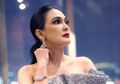 Luna Maya Terlihat Tegar Pasca Putus dari Reino Barack, Aslinya Jadi Susah Tidur!