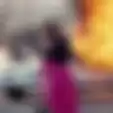 Rose BLACKPINK Bagikan Video di Balik Layar dari Video Musik 'On The Ground'