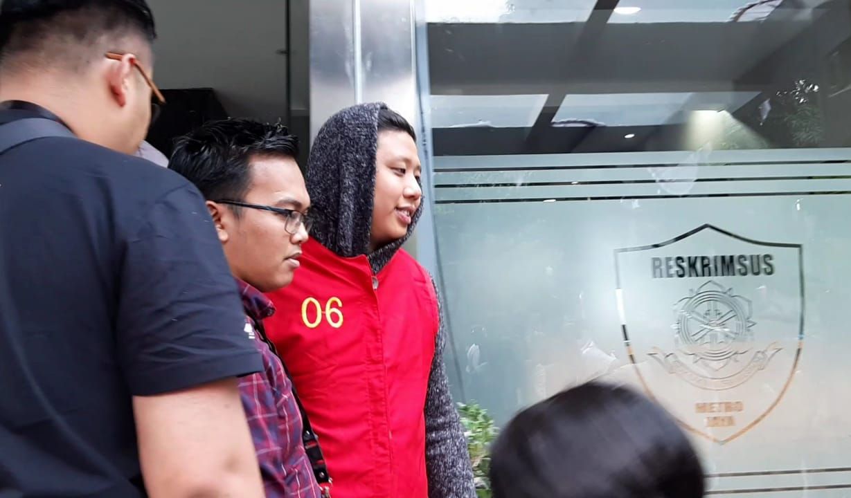 Resmi jadi tersangka, Galih Ginanjar, Rey Utami dan Pablo Benua jalani pemeriksaan kesehatan di Polda Metro Jaya pada Jumat (12/7/2019).