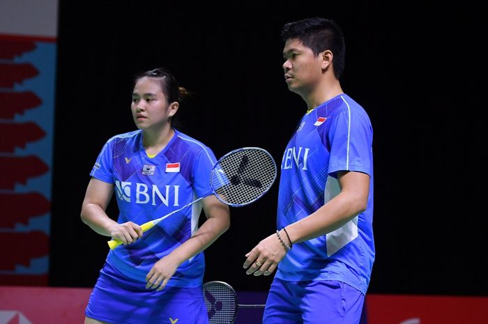 Pasangan ganda campuran Indonesia, Praveen Jordan/Melati Daeva Oktavianti, pada babak pertama Indonesia Open 2021 di Bali International Convention Centre, Nusa Dua, Rabu (24/11/2021).