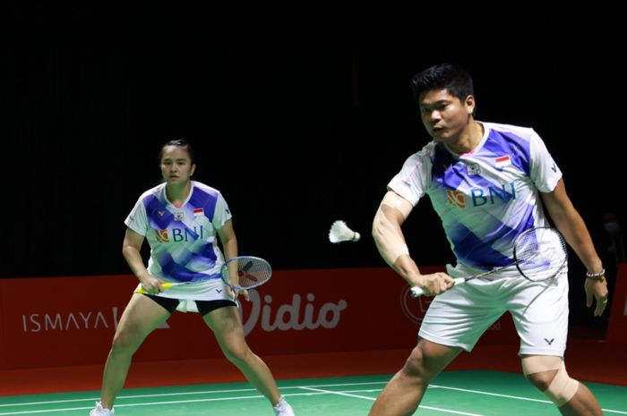 Ganda campuran Indonesia, Praveen Jordan/Melati Deva Oktavianti melaju ke perempat final Kejuaraan Bulu Tangkis Asia 2022.