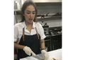Buka Restoran, Intip Gaya Ussy Sulistiawaty saat Terjun ke Dapur