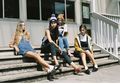 Deretan Outfit Casual dan Stylish Buat Hangout di Weekend Ini!