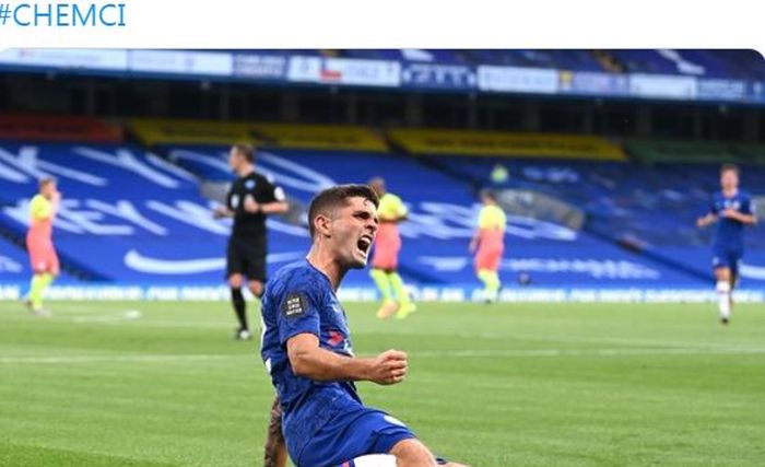 Winger Chelsea, Christian Pulisic, merayakan gol yang dicetak ke gawang Manchester City dalam laga Liga Inggris di Stadion Stamford Bridge, Kamis (25/6/2020).