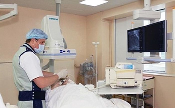 Saat pasien menjalani perawatan.