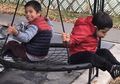 Kisah Bocah 4 Tahun Penderita Down Syndrome yang Rawat 3 Saudara Angkatnya yang Disabilitas