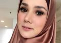 Mulan Jameela Asik Bersihkan Rumah Barunya , Netizen Bilang Pamer
