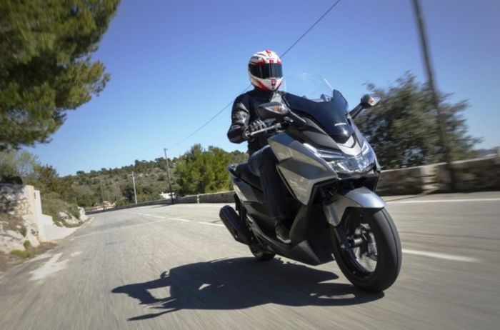 Hot News New Vario 125 Facelift Akan Pasang Sein Di Spion Motorplus Online Com
