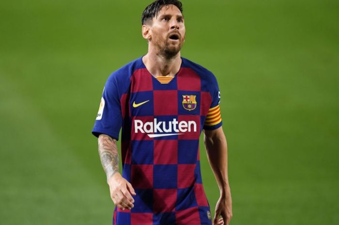 Megabintang Barcelona, Lionel Messi, akhirnya memutuskan bertahan.