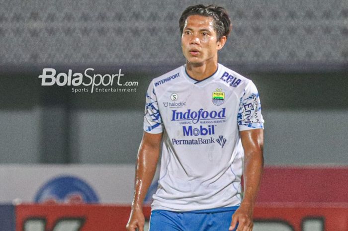 Bek Persib Bandung, Achmad Jufriyanto telah memperpanjang kontrak bersama klub selama dua tahun