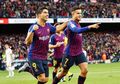 Bertabur Bapak-bapak Kece, Begini Gaya Natal Para Pemain Barcelona yang Buat Lionel Messi Rela Berbaju Warna-warni