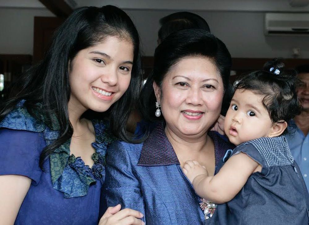 Bagikan Foto Kondisi Terkini Ani Yudhoyono yang Jalani Pengobatan di Singapura, Annisa Pohan Ungkap Sifat sang Ibu Mertua