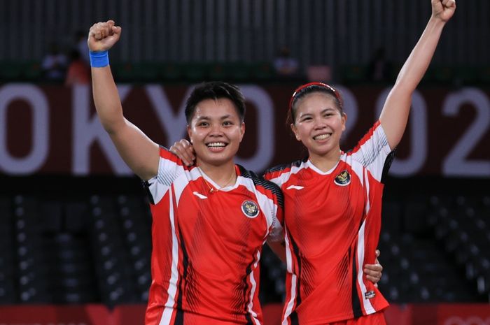 Pasangan ganda putri Indonesia, Greysia Polii/Apriyani Rahayu, memenangi pertandingan semifinal Olimpiade Tokyo 2020 atas Lee So-hee/Shin Seung-chan (Korea Selatan) di Musashino Forest Sport Plaza, Tokyo, Jepang, Sabtu (31/7/2021).