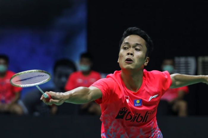 Pebulu tangkis tunggal putra Indonesia, Anthony Sinisuka Ginting, tampil pada Simulasi Piala Thomas 2020 di Cipayung, Jakarta, Rabu (2/9/2020)