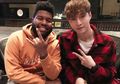 Lay ‘EXO’ Foto Bareng Khalid, Fans Inginkan Kolaborasi Mereka!