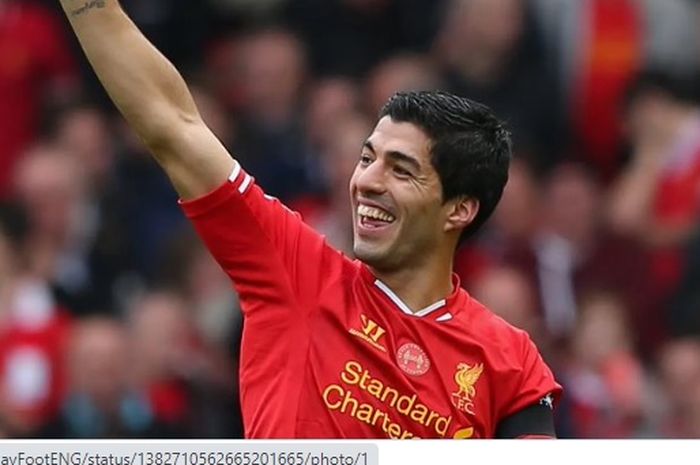 Luis Suarez saat masih mengenakan seragam Liverpool.