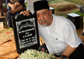 Emosi yang Dirasakan Orang Saat Ditinggal Pasangan Hidup, Seperti Indro 'Warkop'